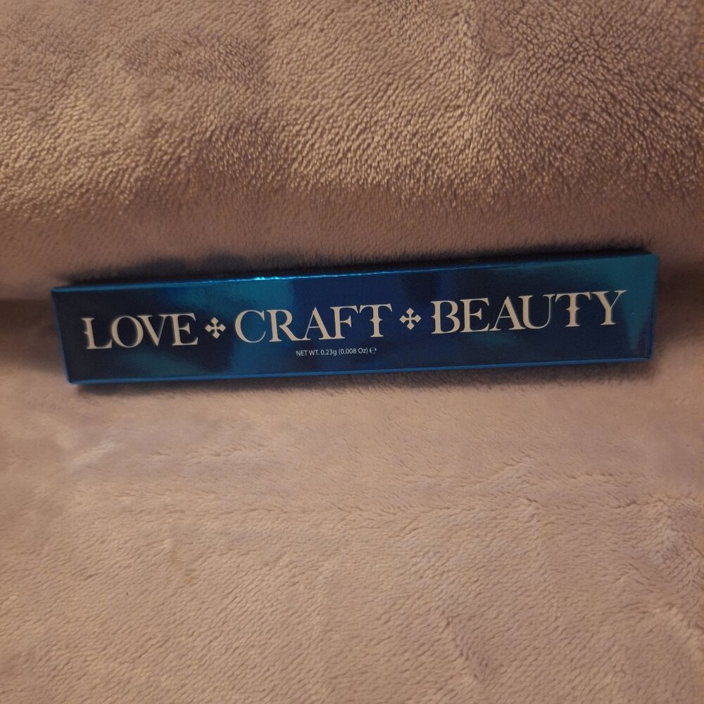 Love Craft Beauty - Retractable Lip Liner + Brush